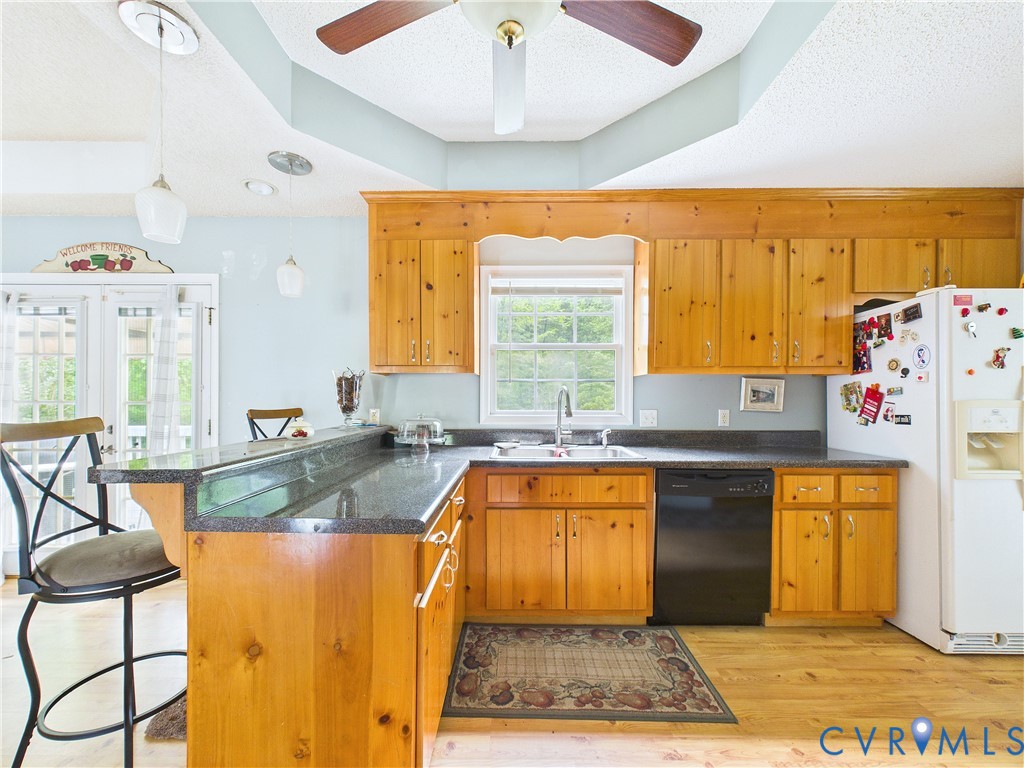 1035 Cole Harbor Road Blackstone, VA 23824 - Photo 20 of 39