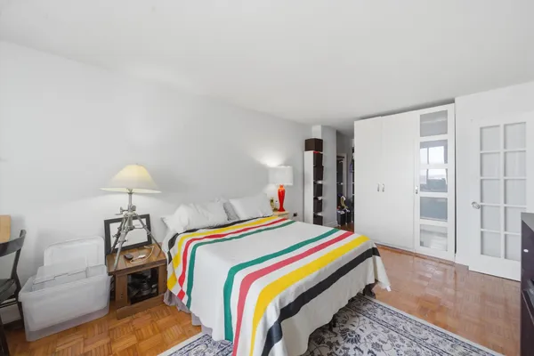 $149,999 | 6325 North Sheridan Road, Unit 1808, Chicago, IL 60660