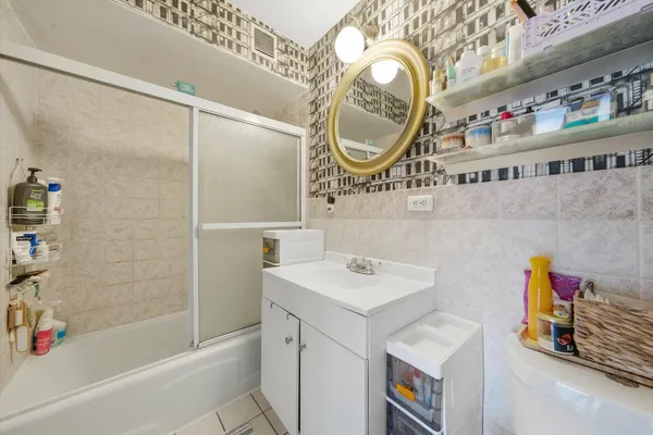 $149,999 | 6325 North Sheridan Road, Unit 1808, Chicago, IL 60660
