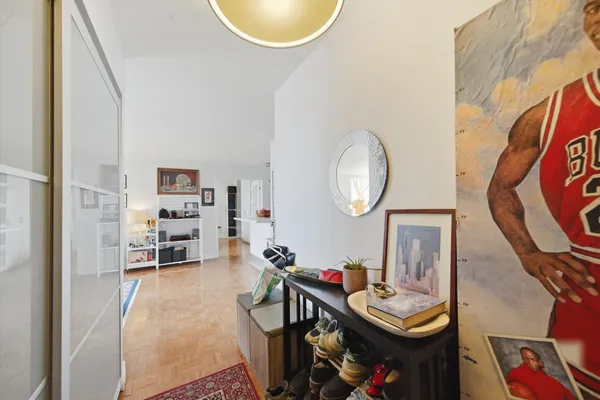 $149,999 | 6325 North Sheridan Road, Unit 1808, Chicago, IL 60660