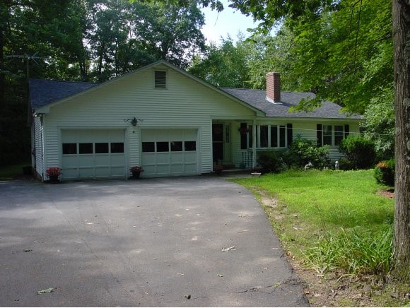137 Sherburne Road Pelham, NH 03076 - Photo 1 of 1