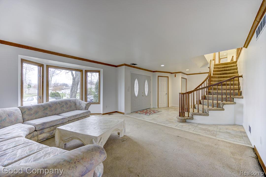 38092 Westchester Road Sterling Heights, MI 48310 - Photo 2 of 53 38092 Westchester Rd.-02.jpg
