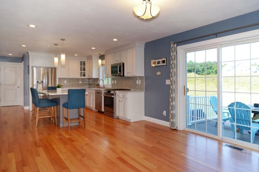 24 Middle Road Merrimac, MA 01860 - Photo 11 of 30