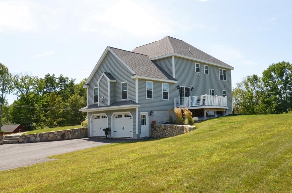 24 Middle Road Merrimac, MA 01860 - Photo 4 of 30