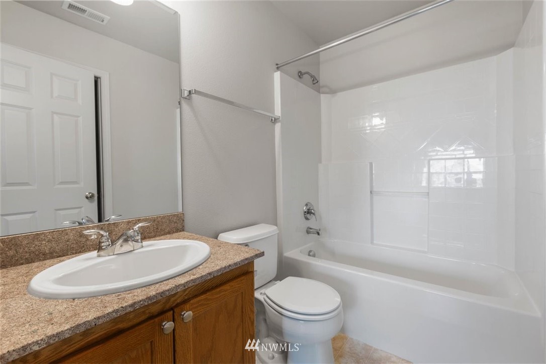 2612 Northwoods Loop Road Mount Vernon, WA 98273 - Photo 15 of 21