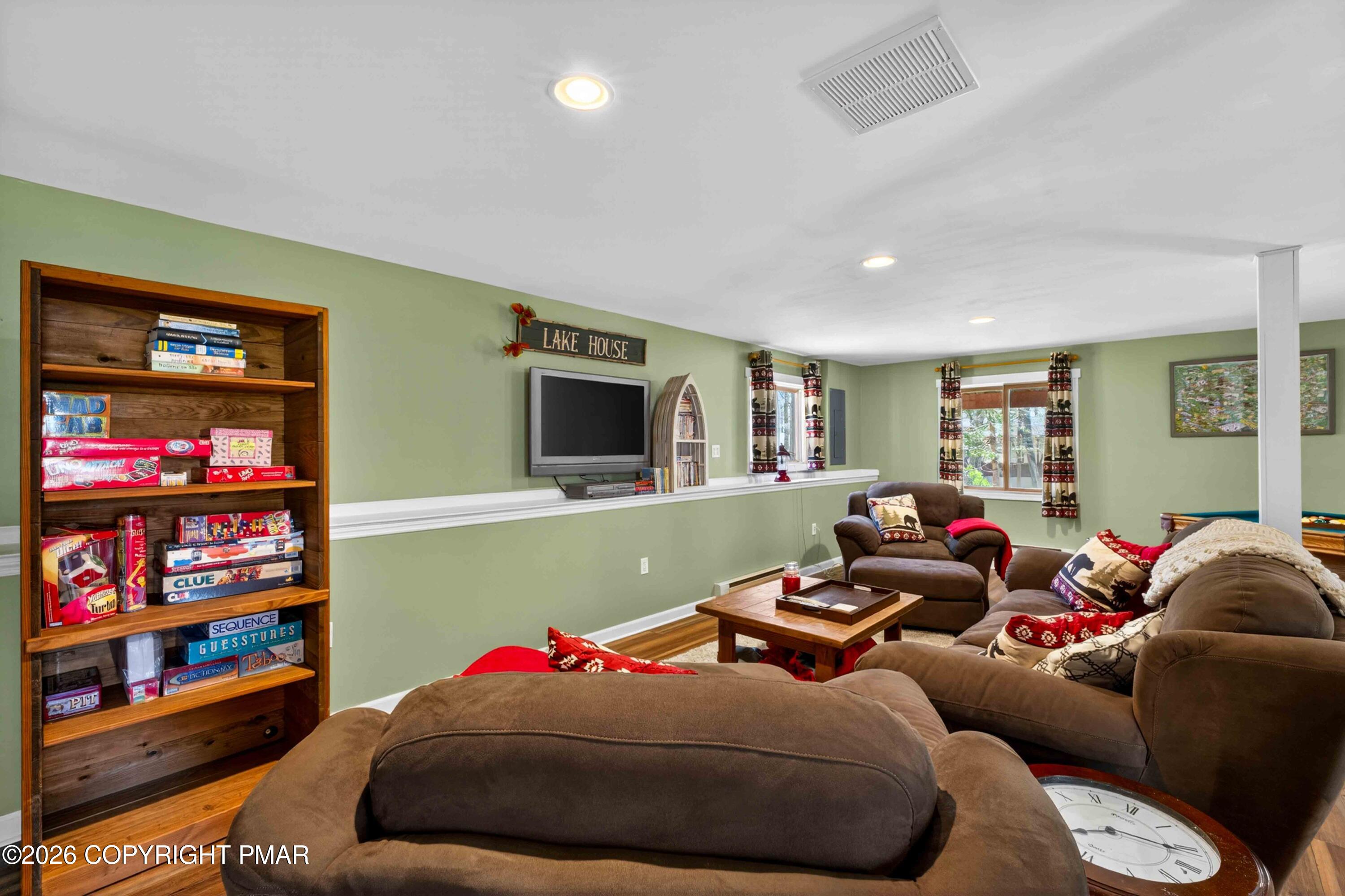 179 Selig Road Pocono Lake, PA 18347 - Photo 40 of 64 179 Selig Road, Pocono Lake, PA-46 (1)
