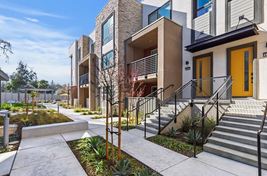 6702 Optimum Loop San Jose, CA 95119 - Photo 2 of 29