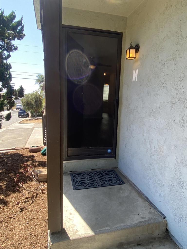 2088 Montgomery Avenue, Unit M Cardiff-by-the-Sea, CA 92007 - Photo 8 of 43 close up of a door