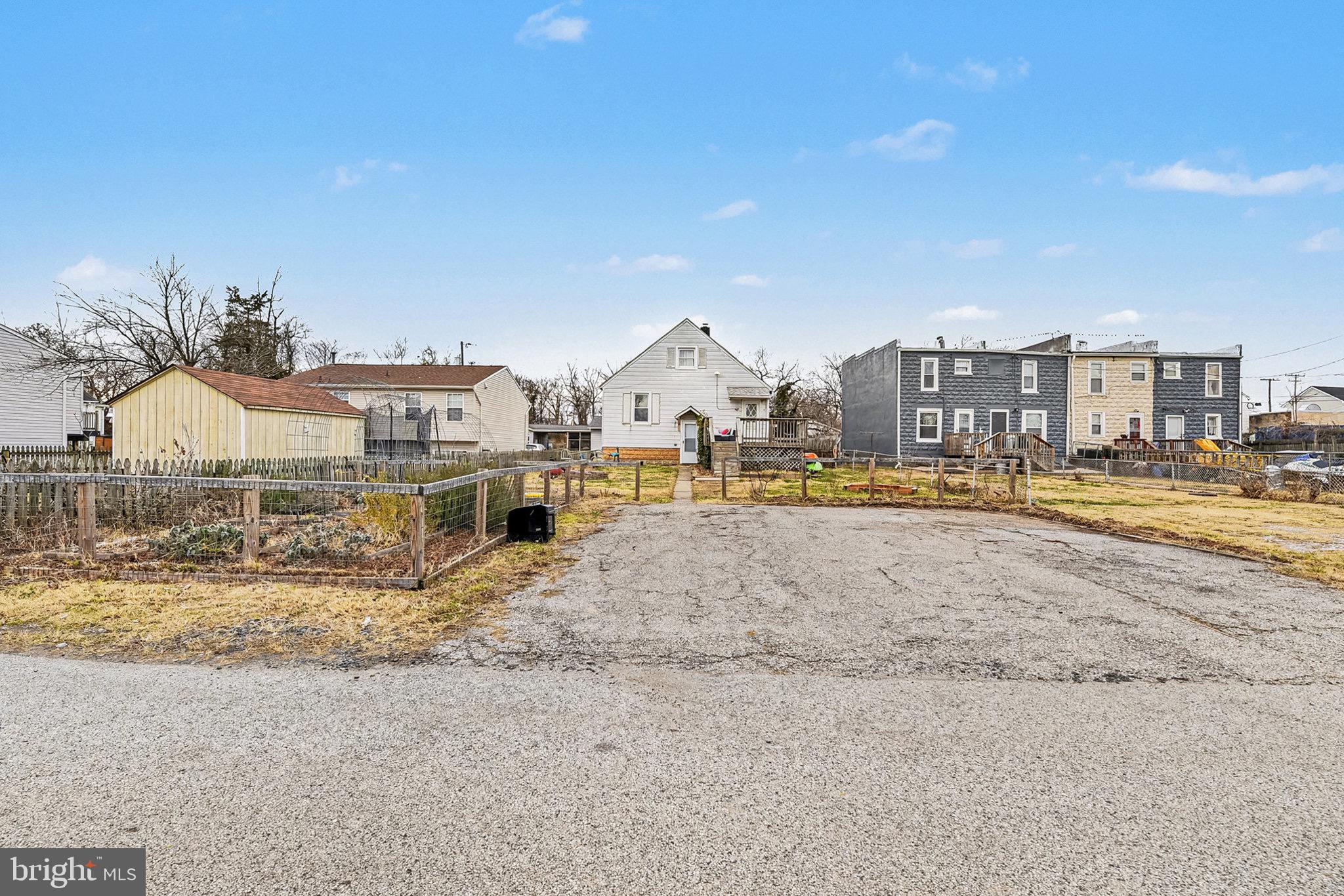 2513 Wagner Avenue Sparrows Point, MD 21219 - Photo 25 of 28 a view of a large building