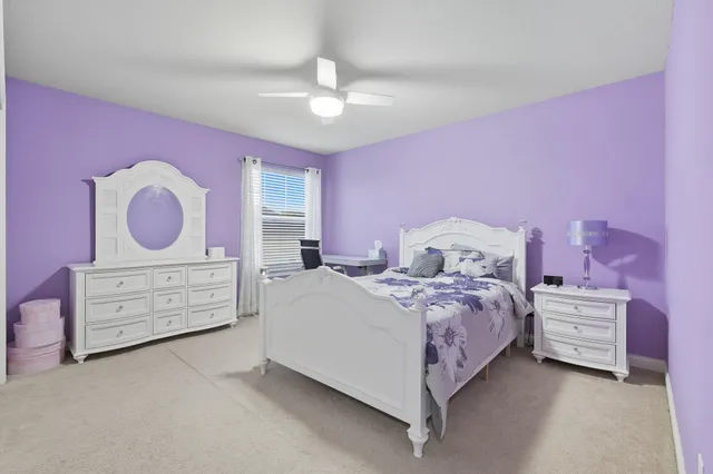 $599,900 | 21679 South Weather Edge Circle, Lannon, WI 53046