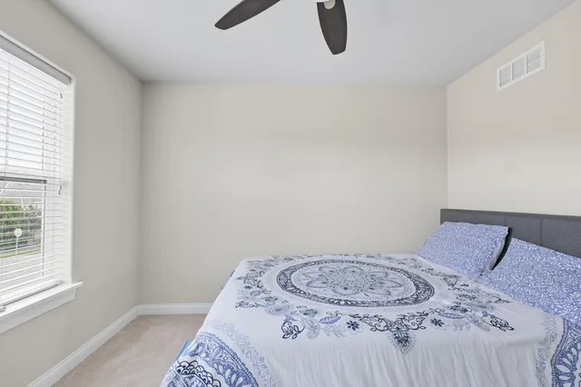 $599,900 | 21679 South Weather Edge Circle, Lannon, WI 53046