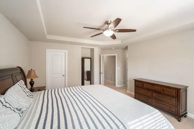 $599,900 | 21679 South Weather Edge Circle, Lannon, WI 53046