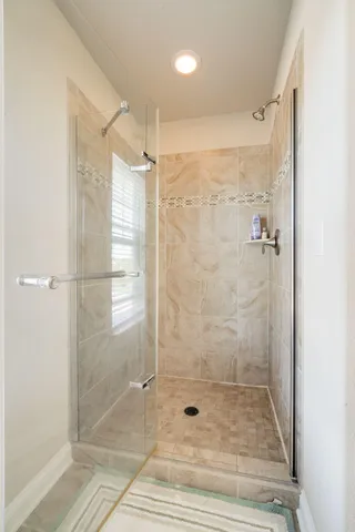 $599,900 | 21679 South Weather Edge Circle, Lannon, WI 53046