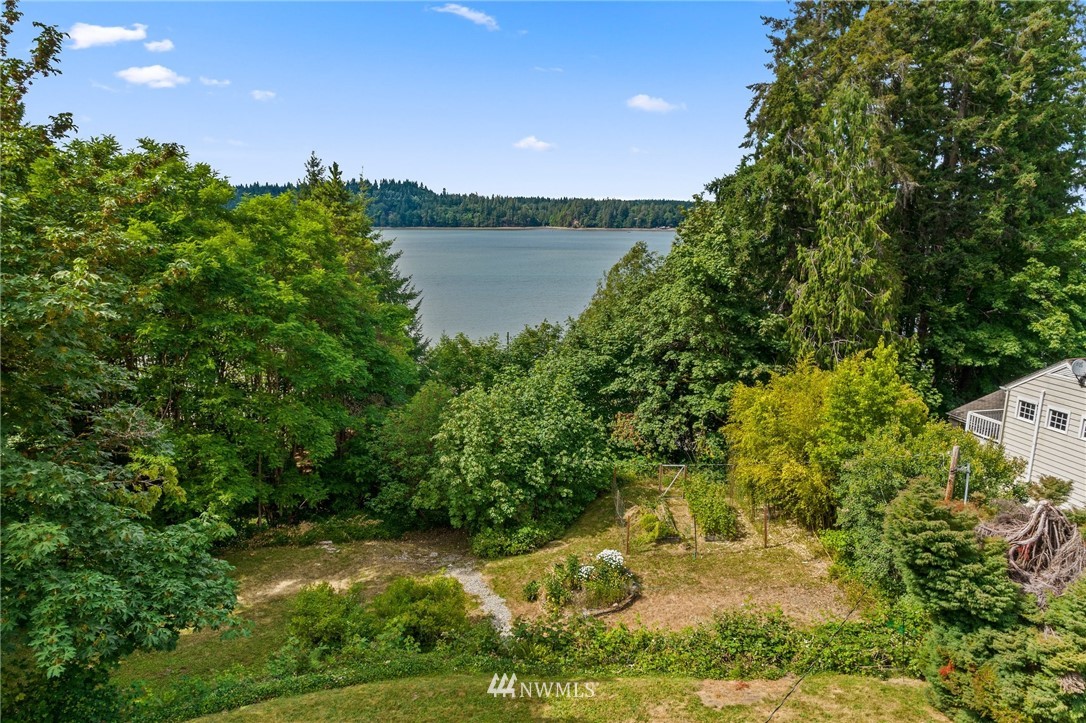 5210 Scott Road Northwest Olympia, WA 98502 - Photo 2 of 34