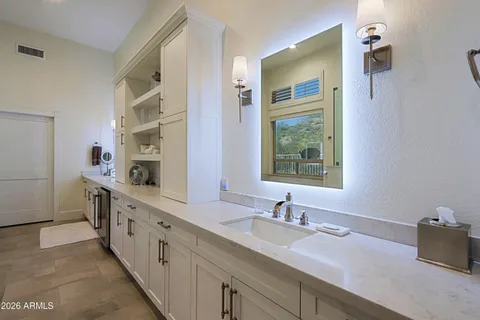 $1,700,000 | 11594 East Chama Road, Scottsdale, AZ 85255