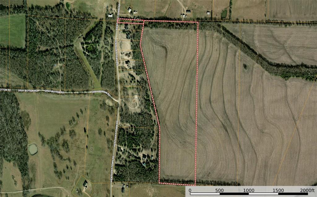 910 Kentucky Town Road Whitewright, TX 75491 - Photo 2 of 22