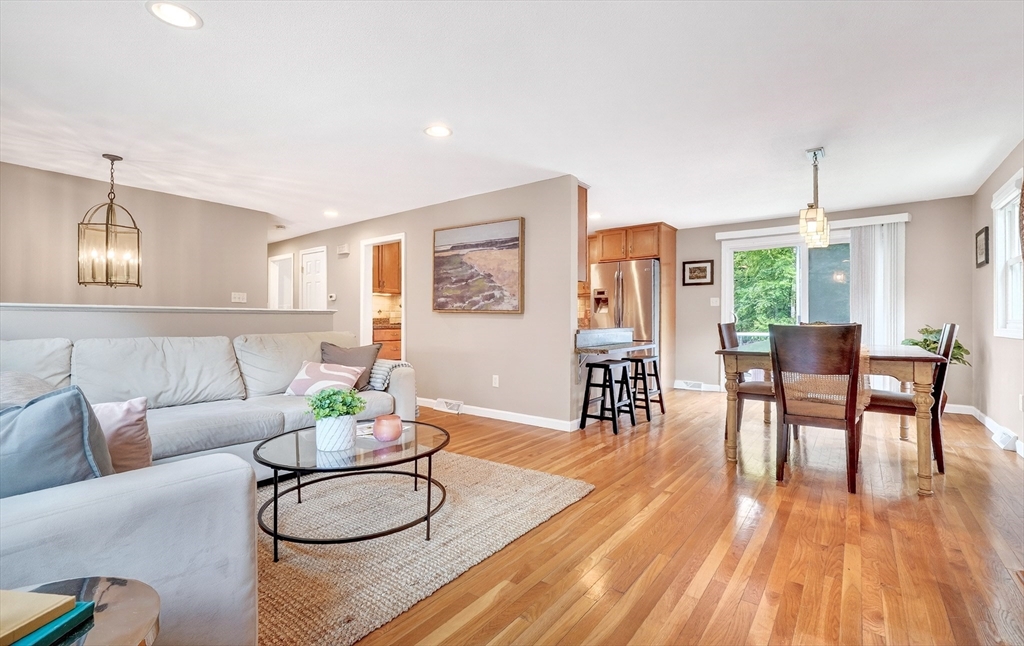 104 Hartwell Road Bedford, MA 01730 - Photo 10 of 34