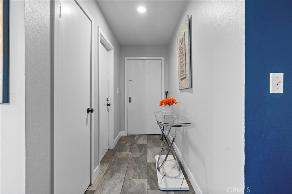 1111 Mountain View Lane Colton, CA 92324 - Photo 7 of 28