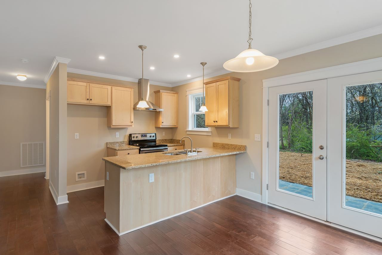 5417 Dorcas Street Raleigh, NC 27606 - Photo 10 of 25 Kitchen