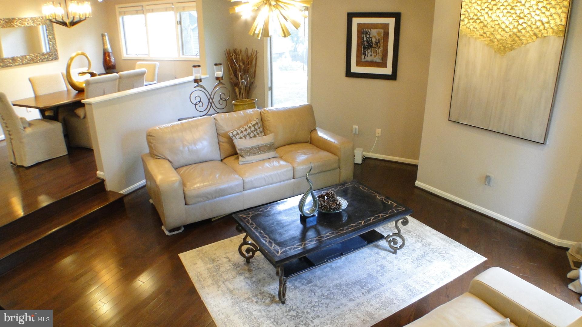 5175 Columbia Road, Unit 1143 Columbia, MD 21044 - Photo 11 of 48 Living Room