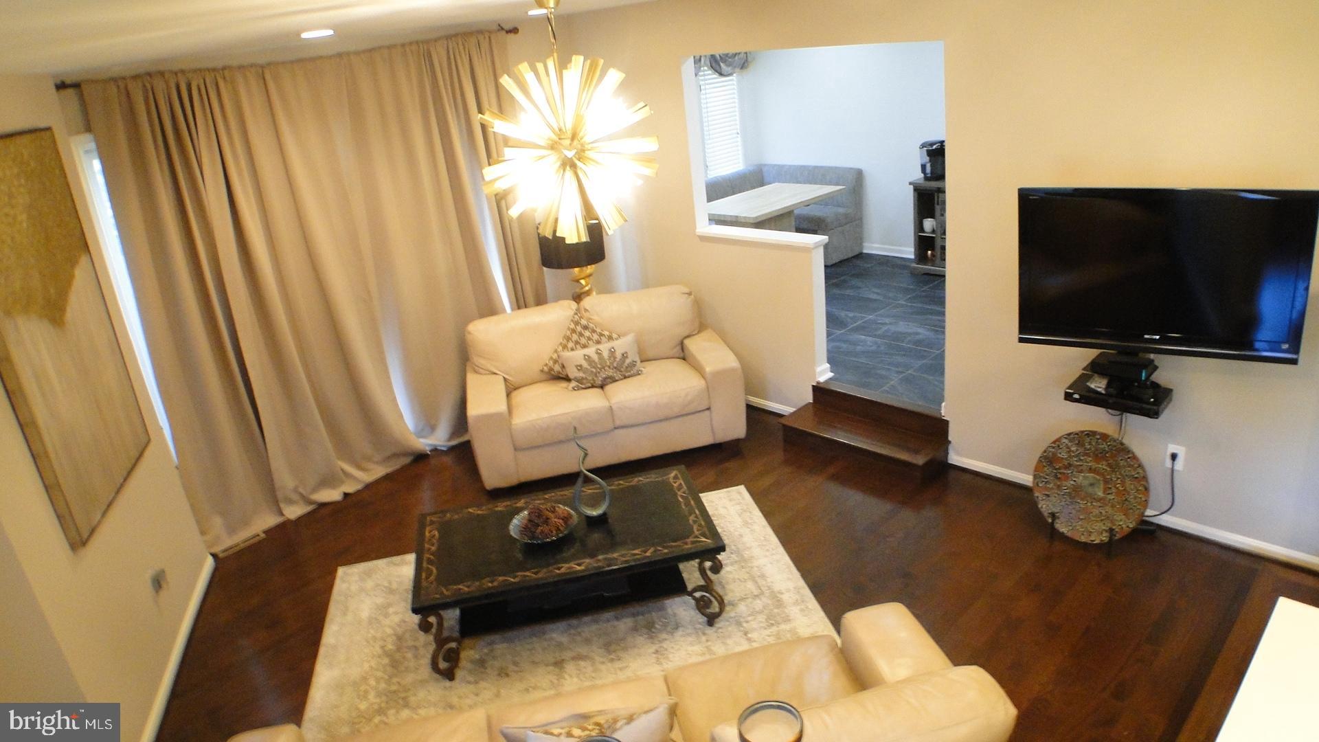 5175 Columbia Road, Unit 1143 Columbia, MD 21044 - Photo 13 of 48 Living Room