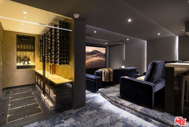 a view of a tennis court