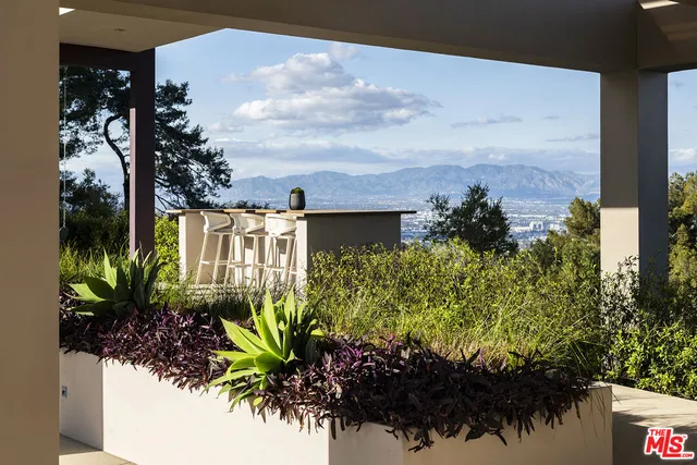 $35,998,000 | 15210 Antelo Place, Los Angeles, CA 90077