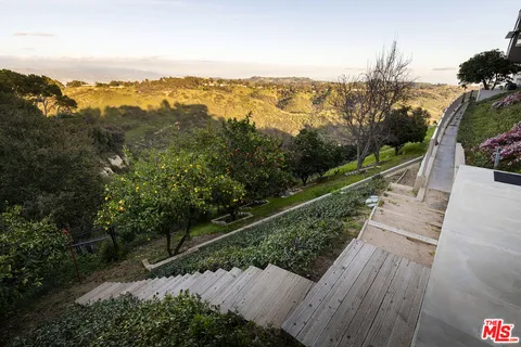 $35,998,000 | 15210 Antelo Place, Los Angeles, CA 90077