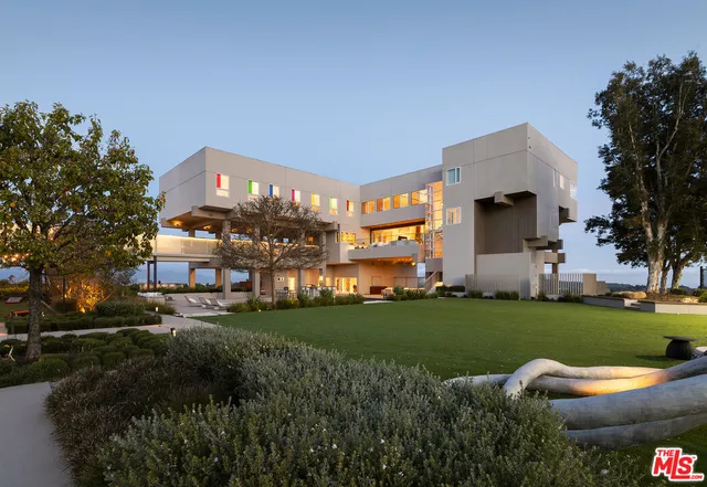 $35,998,000 | 15210 Antelo Place, Los Angeles, CA 90077