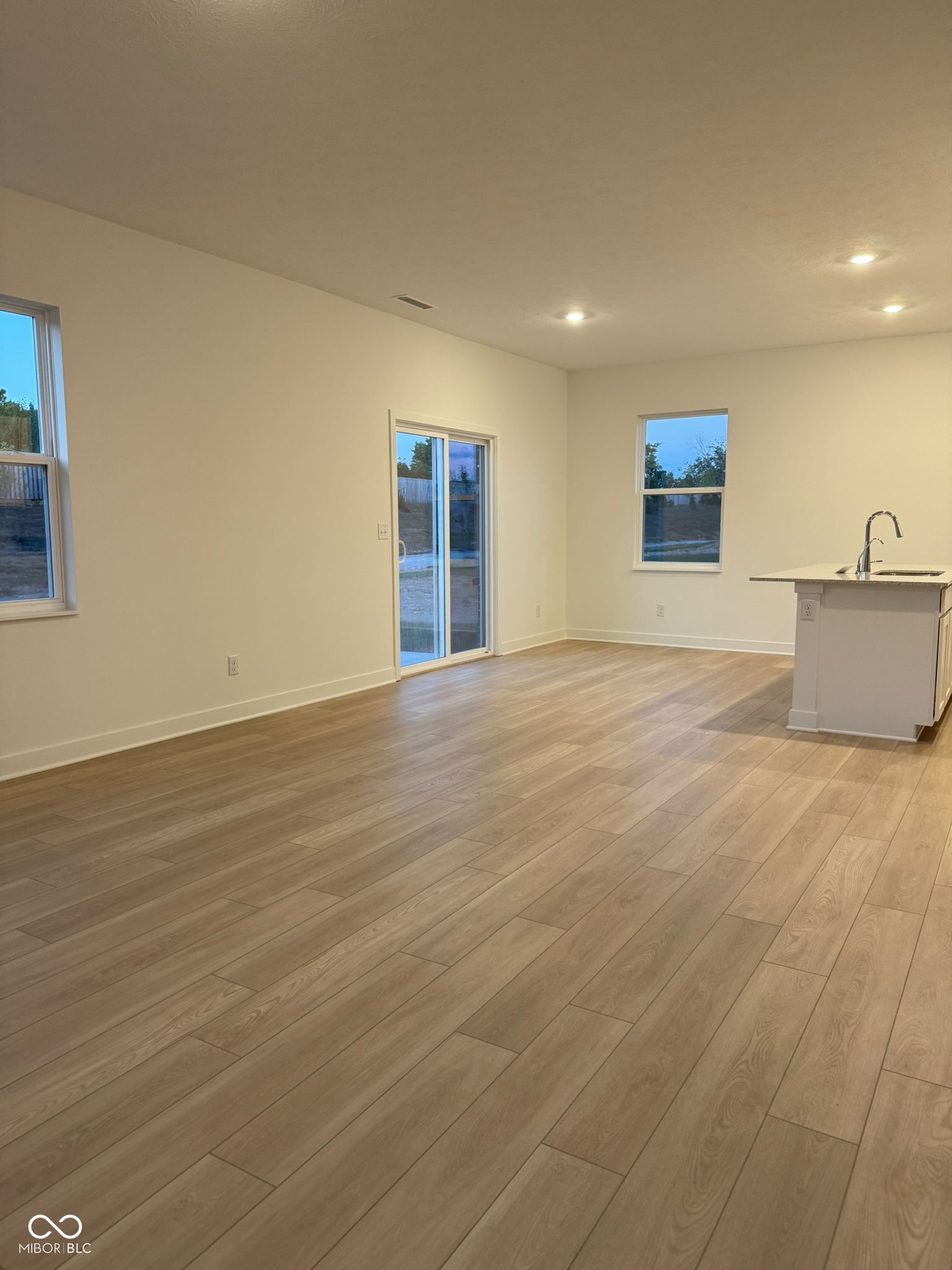 15322 Farrington Way Fishers, IN 46037 - Photo 6 of 22