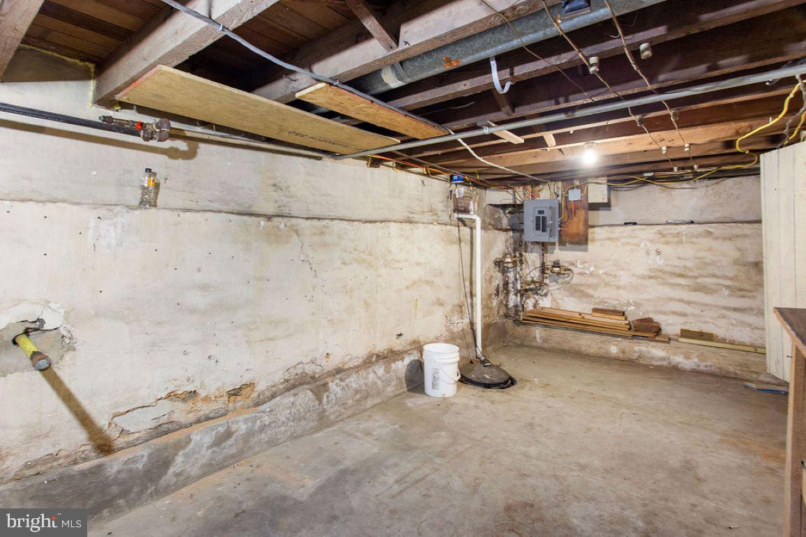 208 High Street Hanover, PA 17331 - Photo 26 of 29 Gallery Image 26