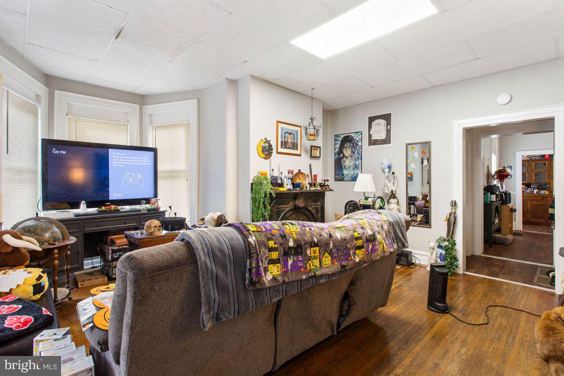 208 High Street Hanover, PA 17331 - Photo 5 of 29 Gallery Image 5