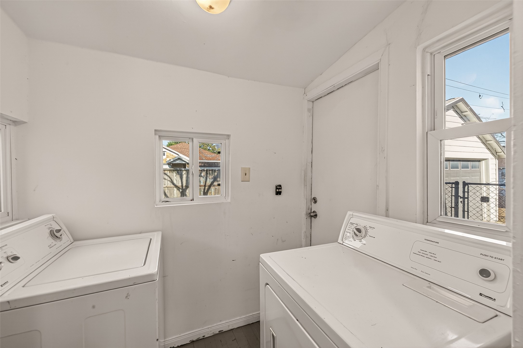 2417 Ruth Street Houston, TX 77004 - Photo 12 of 33