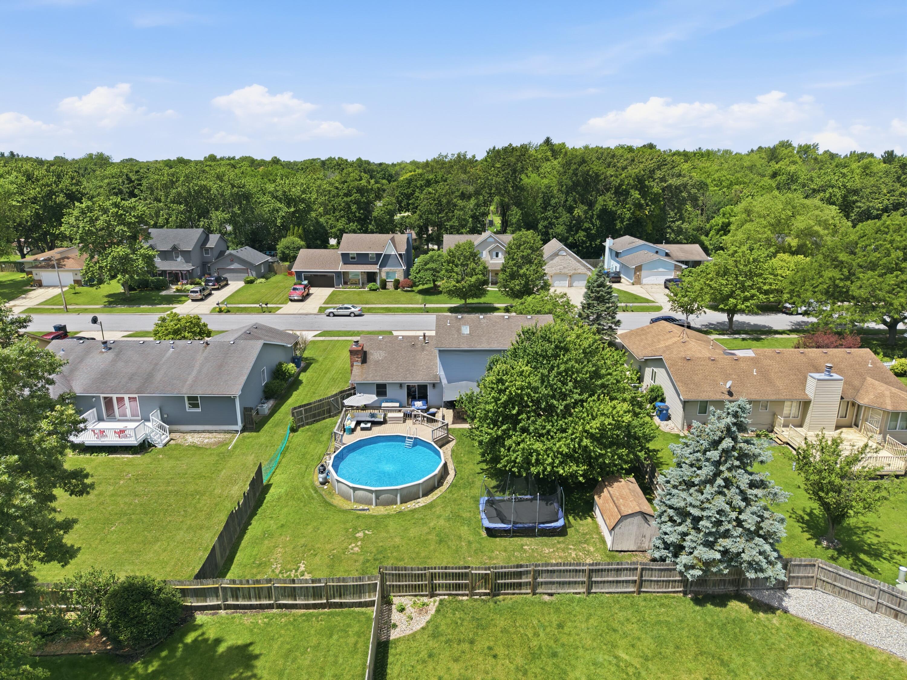 730 Meadow Lane Crown Point, IN 46307 - Photo 25 of 32 3000x2250