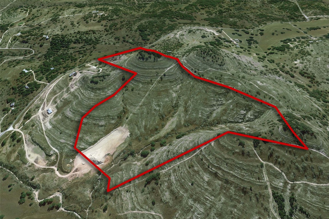 5434 Kendalia Road Blanco, TX 78606 - Photo 24 of 40 a view of a yard with an outdoor space