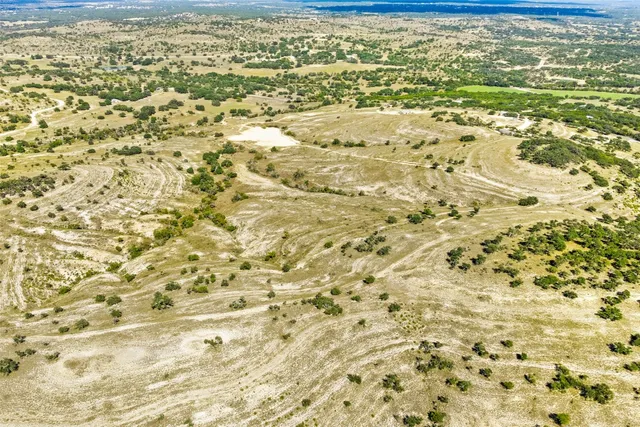 $1,500,000 | 5434 Kendalia Road, Blanco, TX 78606