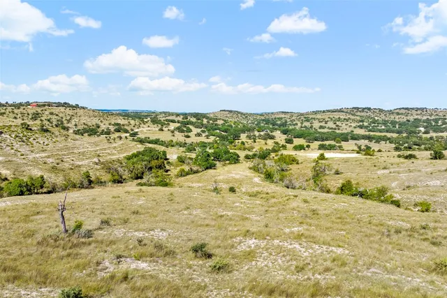 $1,500,000 | 5434 Kendalia Road, Blanco, TX 78606