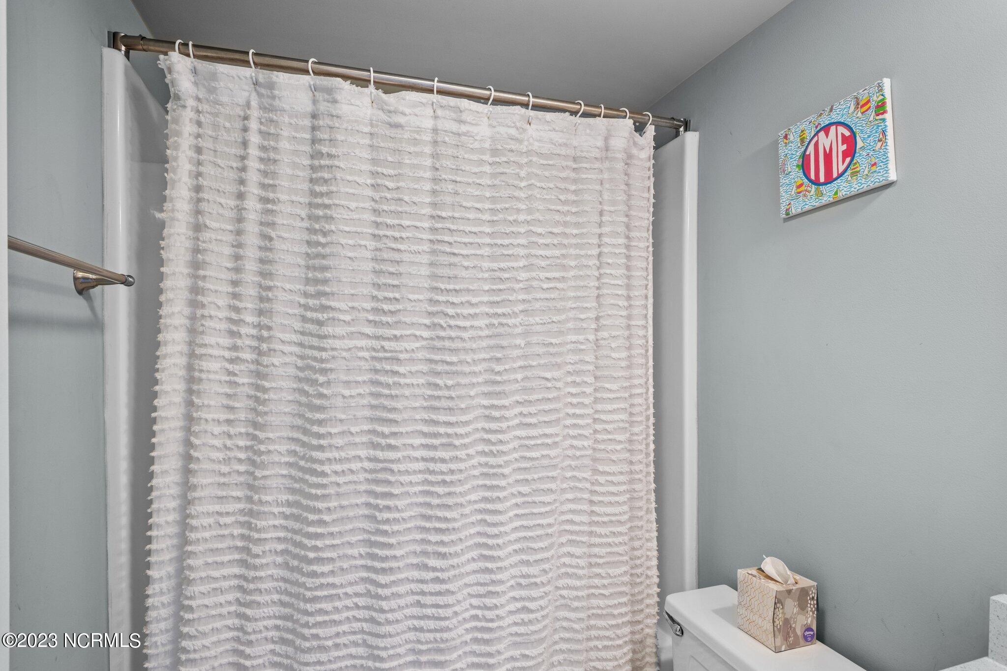 545 Salter Path Road, Unit L5 Pine Knoll Shores, NC 28512 - Photo 25 of 54 3rd Floor Guest Full Bath