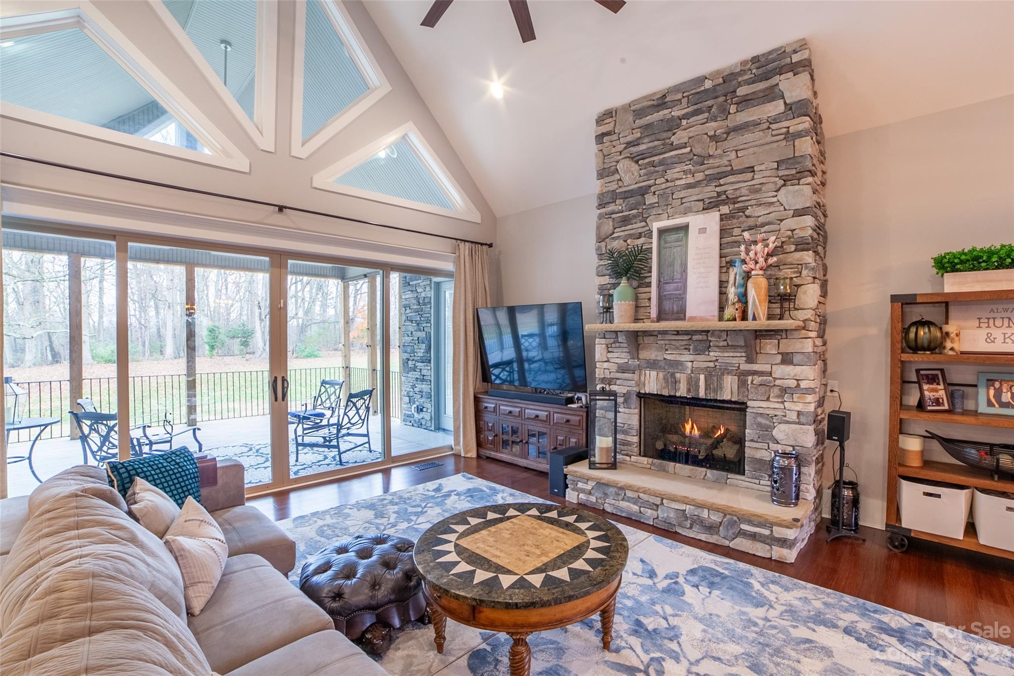 169 Thomas Road Clover, SC 29710 - Photo 11 of 47