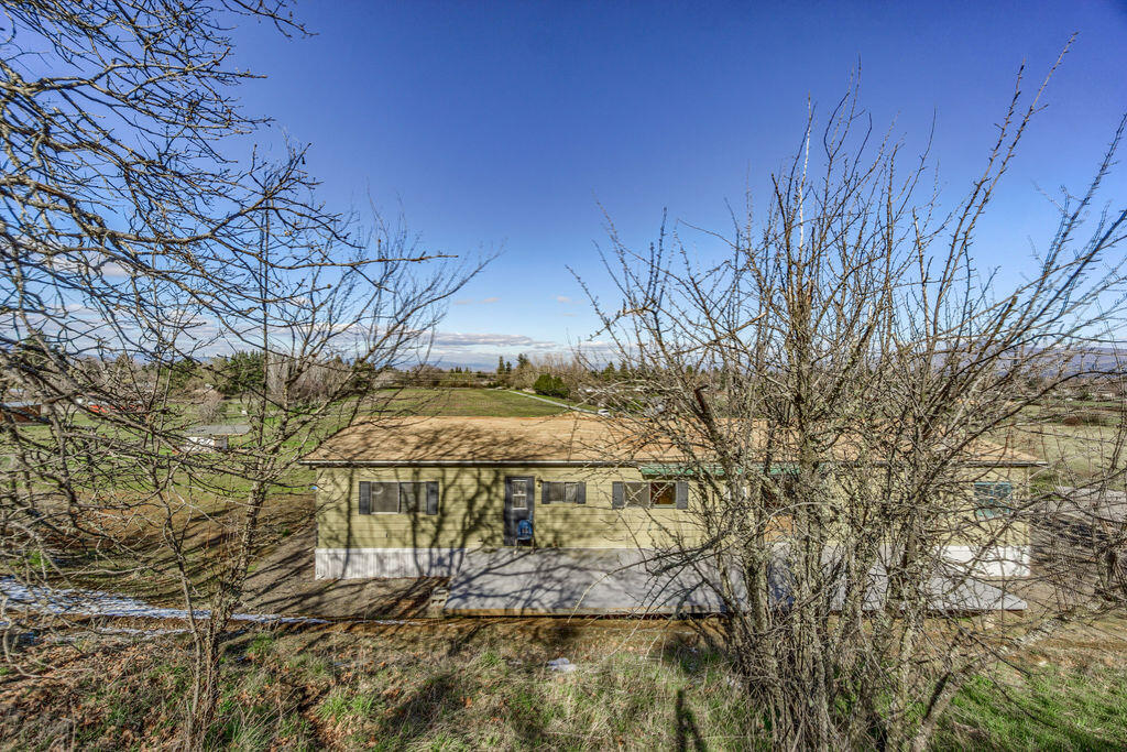 2481 South Stage Road Medford, OR 97501 - Photo 8 of 31 SS(5)