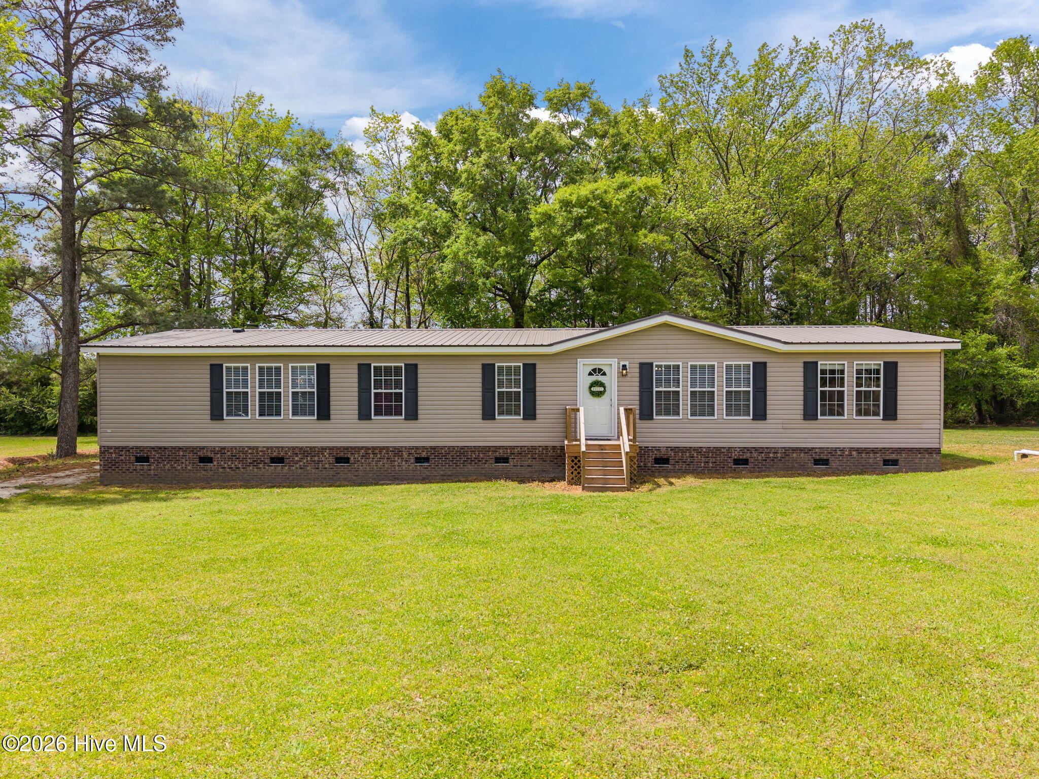 7033 Gum Branch Road Richlands, NC 28574 - Photo 3 of 53 1-web-or-mls-7033 Gum Branch Rd. 91