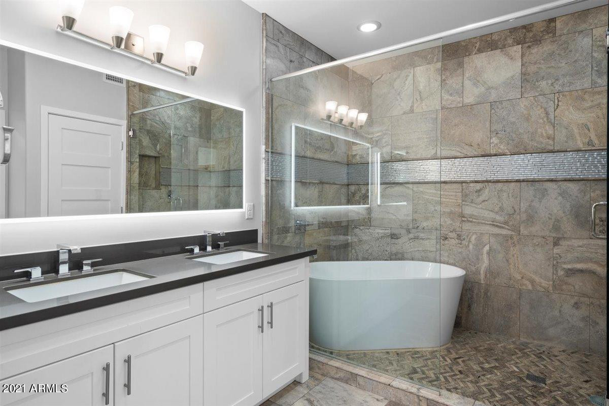 1214 West 5th Street, Unit 2 Tempe, AZ 85281 - Photo 22 of 26 a bathroom with a bathtub and double sink