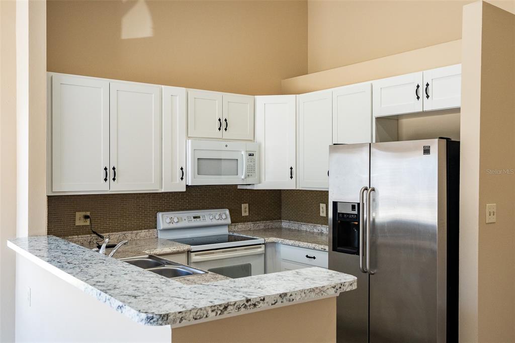 1025 Clovercrest Road Orlando, FL 32811 - Photo 5 of 16