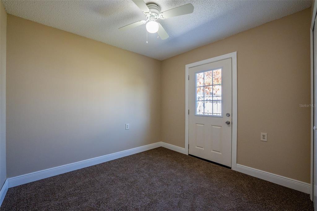 1025 Clovercrest Road Orlando, FL 32811 - Photo 8 of 16