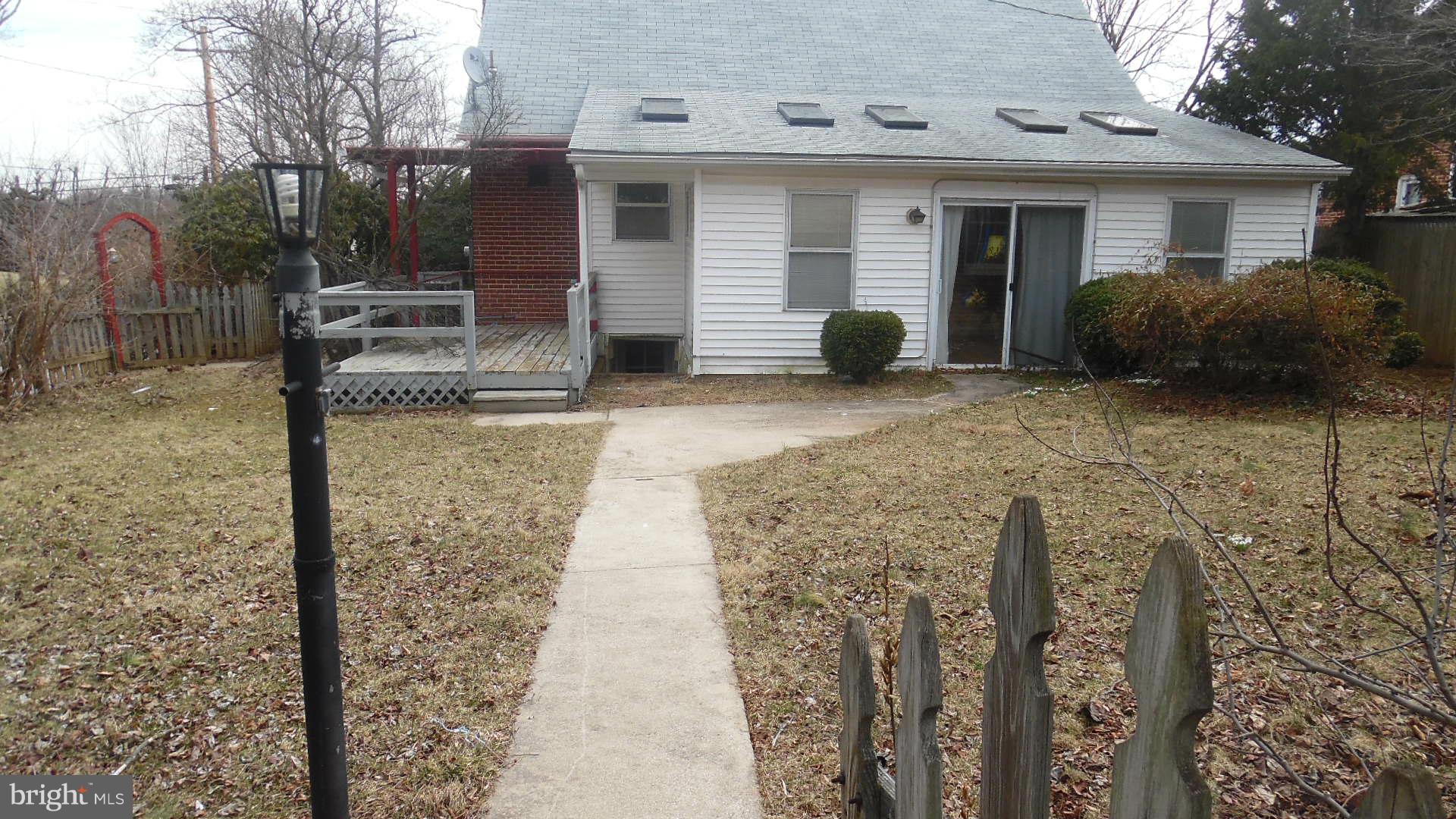 536 Poole Road Westminster, MD 21157 - Photo 3 of 21 Exterior (Rear)