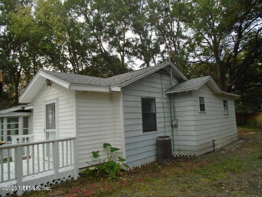 4308 Napoli Road Jacksonville, FL 32207 - Photo 1 of 6 front