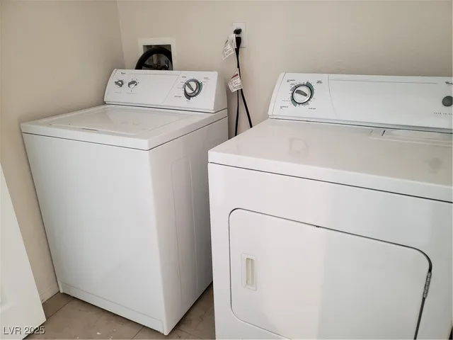 $1,200 | 5016 South Rainbow Boulevard, Unit 103, Las Vegas, NV 89103