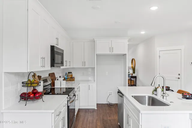 $339,000 | 3228 Beaus Drive, Castle Hayne, NC 28429