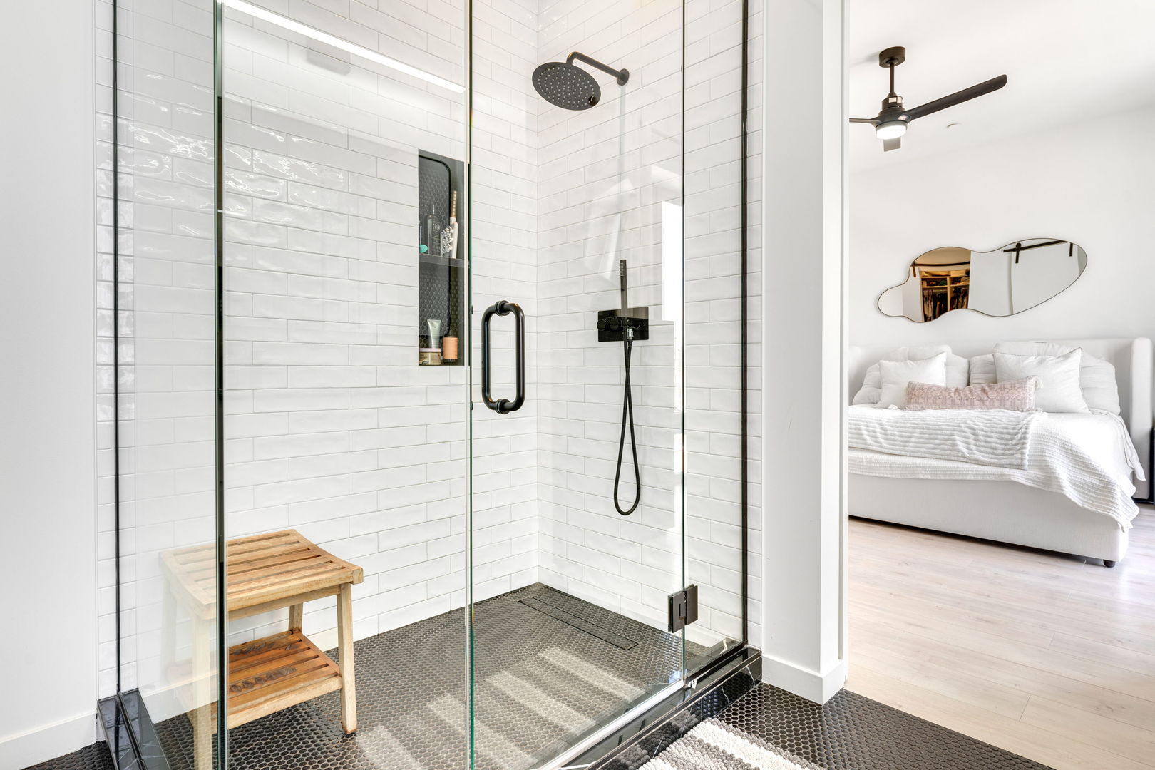 2135 West Cermak Road, Unit 4NPH Chicago, IL 60608 - Photo 16 of 28