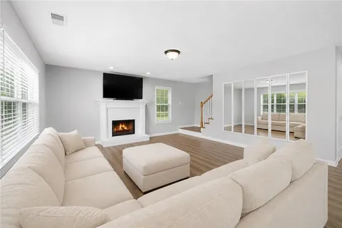 $409,000 | 322 Lochmill Court, Loganville, GA 30052